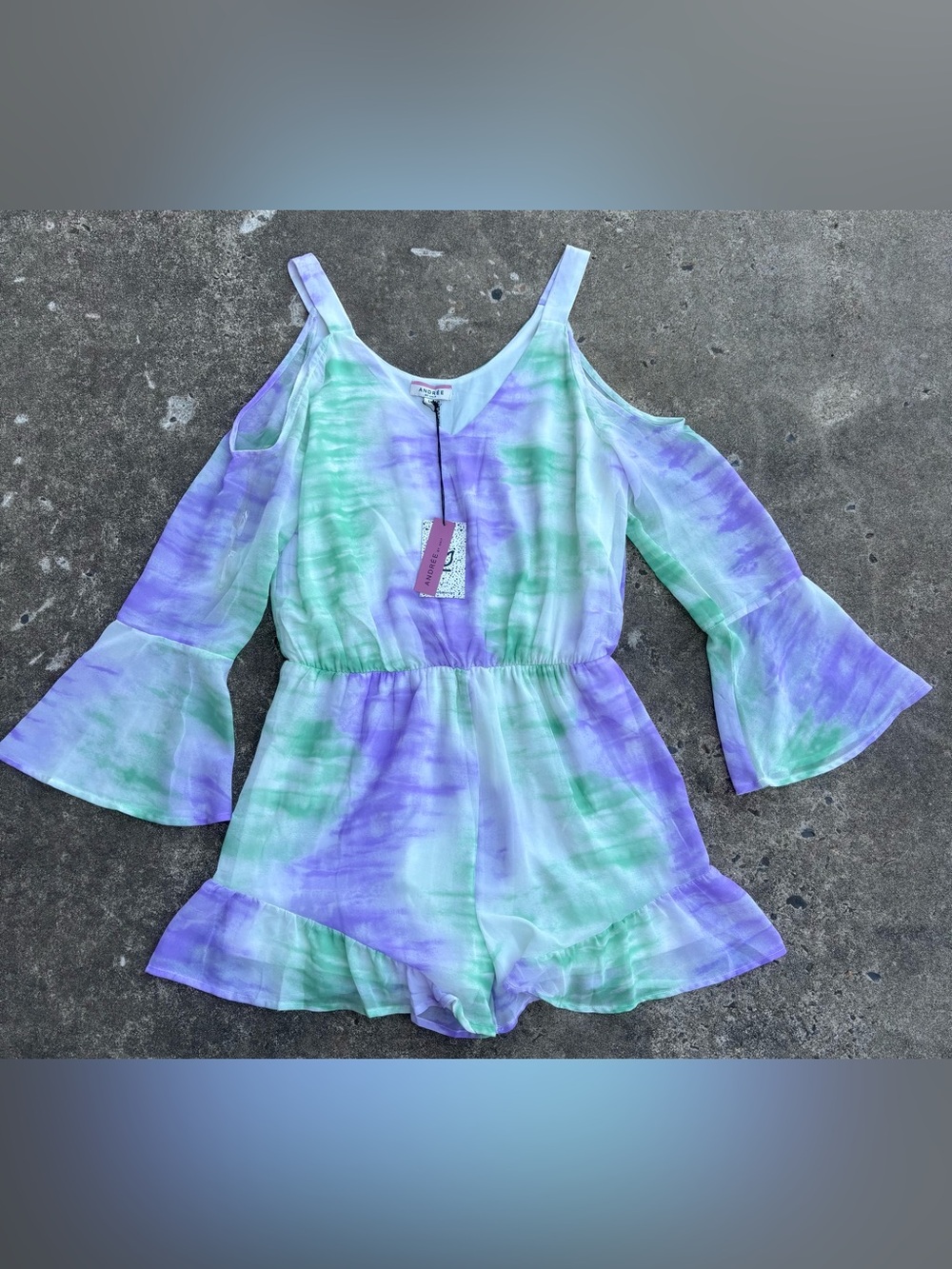 ANDREE BY UNIT Lavender & Mint Tie-Dye Cold-Shoulder Romper
